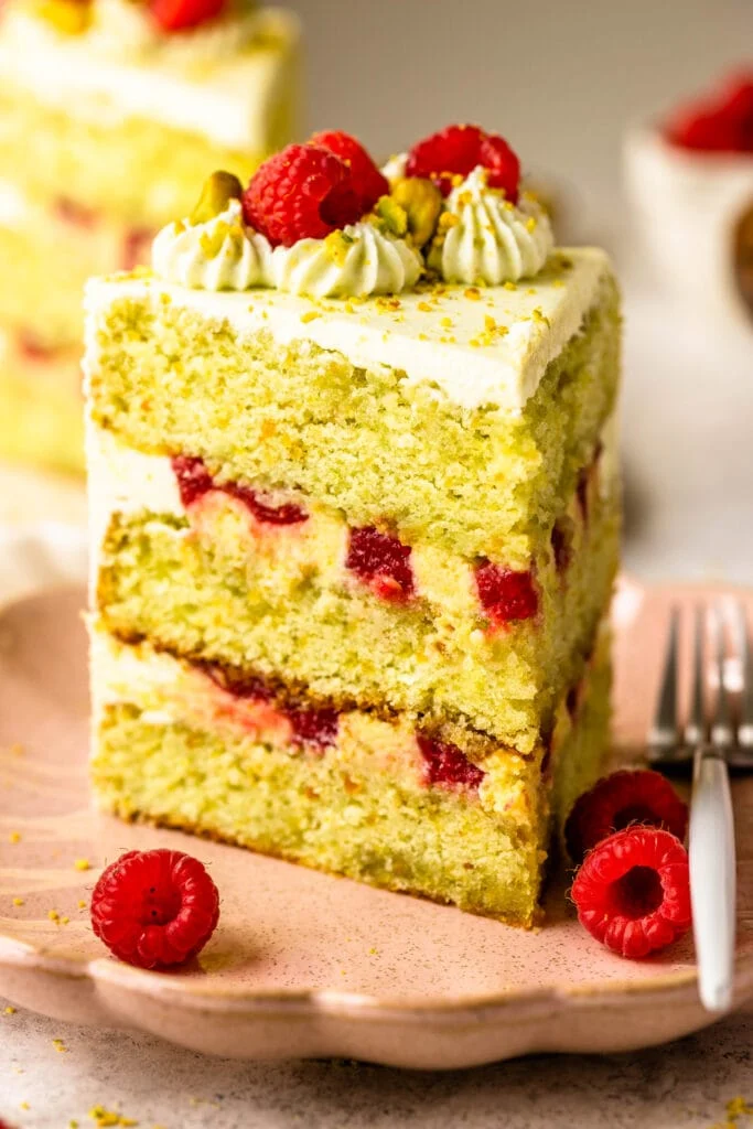 Pistachio Raspberry Cake Recipe
