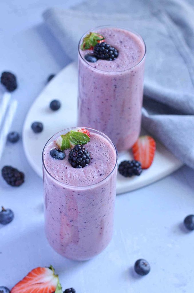 Almond Milk Berry Smoothie Recipe